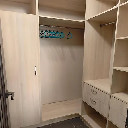 9 жемчужина у моря Apartment Odesa